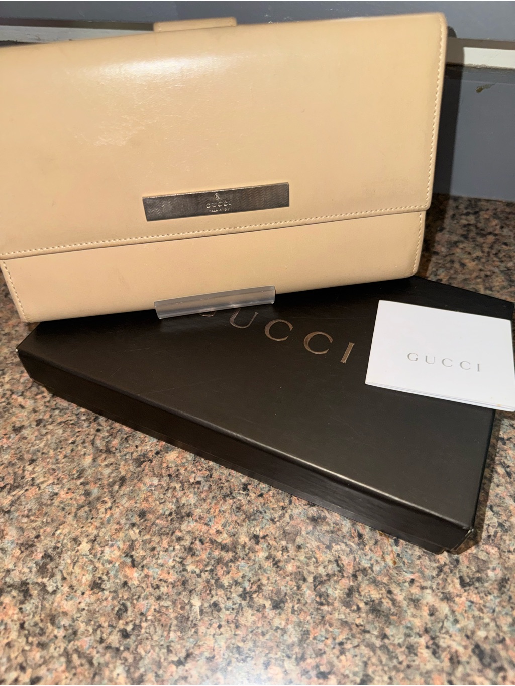 Gucci Beige Leather Wallet With Box And Care Card.